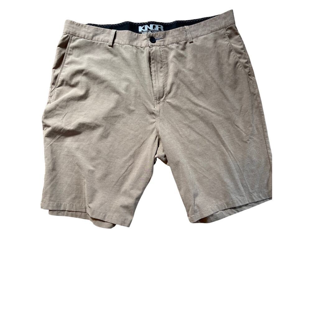 KNQR Mens Performance Quick Dry 4way Stretch Performance Shorts. Tan Sz 40